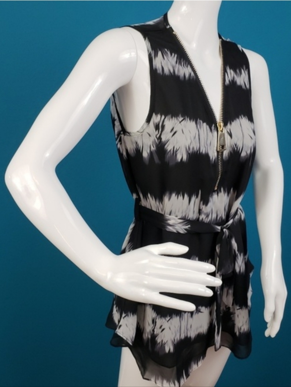 🆕️ 🌴 QED LONDON Boho Tie Dye Belted Sheer Top w/ Zip // (NWT)